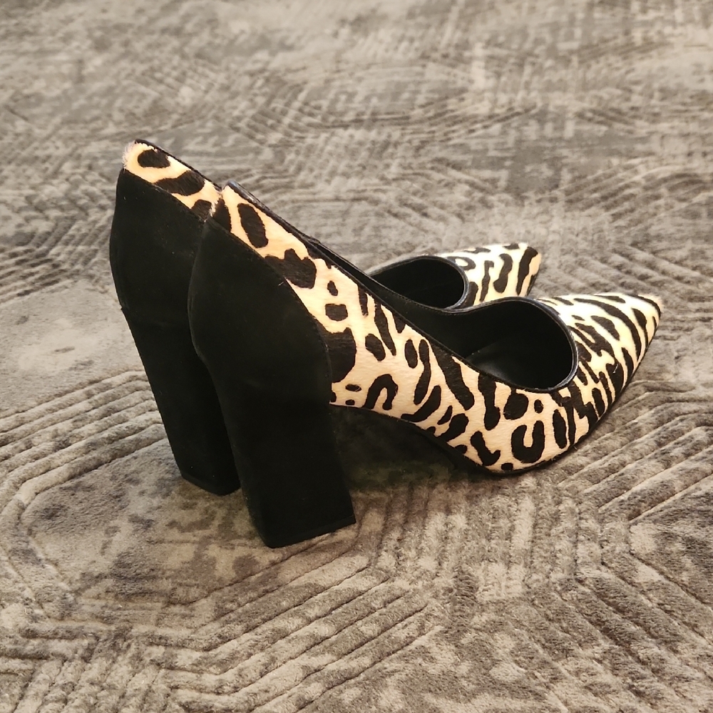 Elegant Animal Print Block Heels - Picture 15 of 17